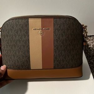 EUC MK crossbody